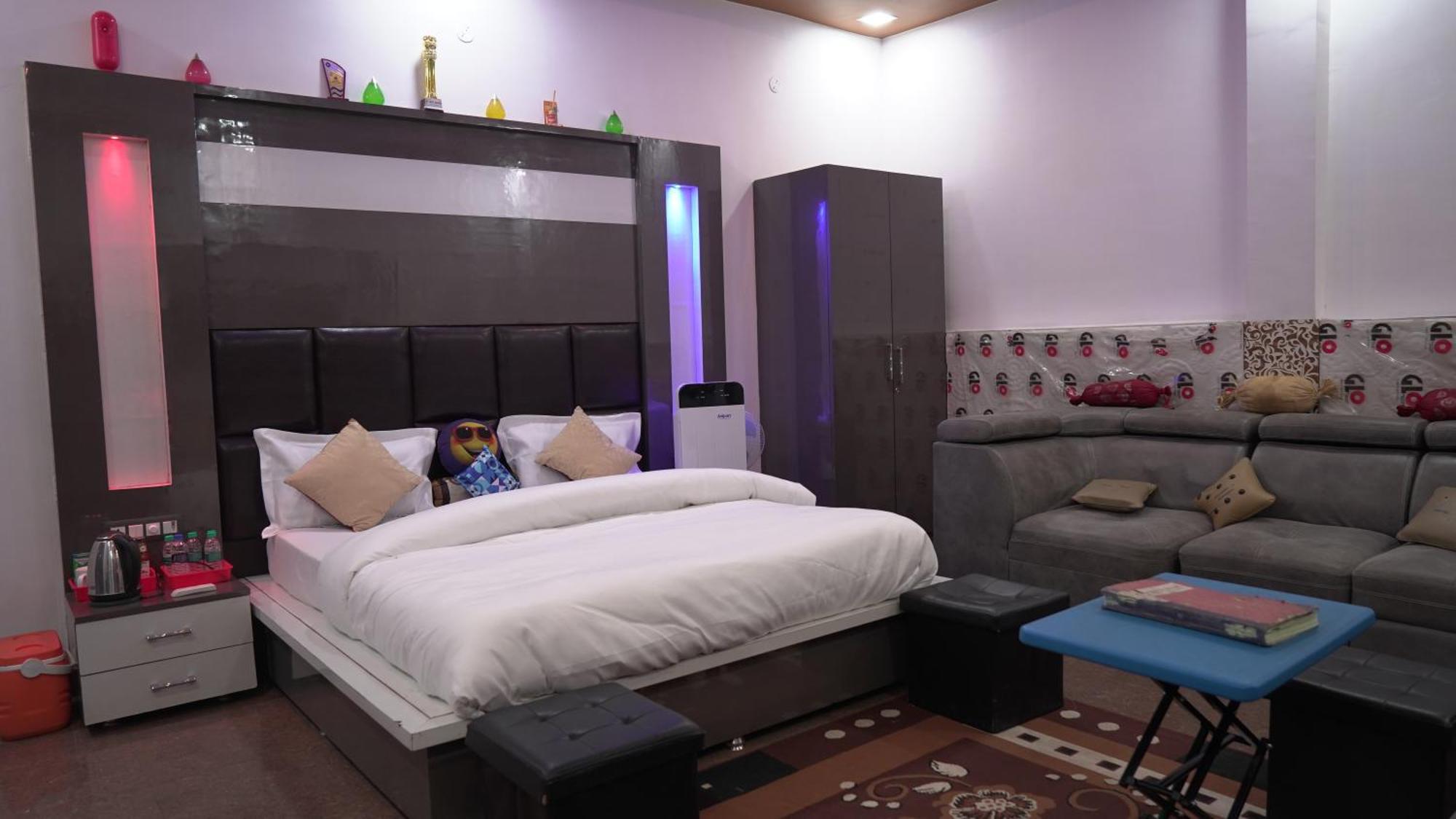 Rajmahal Resort Banquet Hall And Hotel Patna  Buitenkant foto